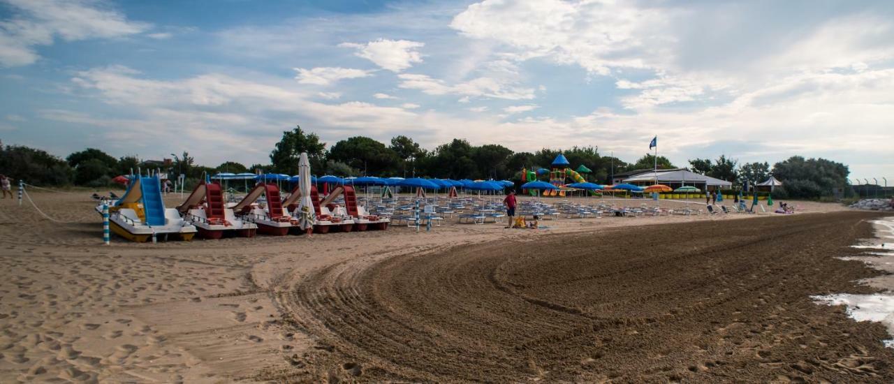 Villa Al Mare Camping - 4 Stelle Cavallino-Treporti Exteriör bild