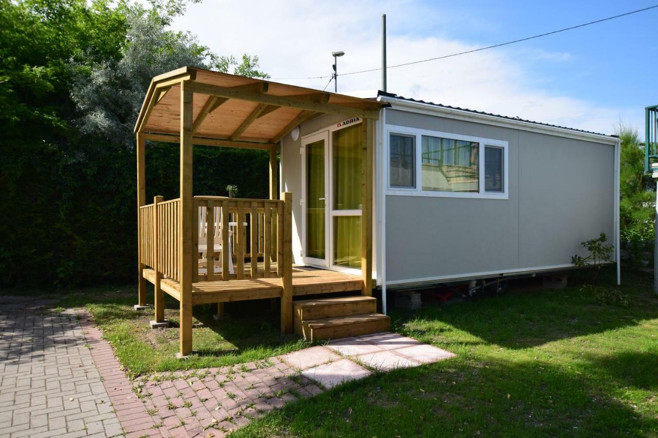 Villa Al Mare Camping - 4 Stelle Cavallino-Treporti Exteriör bild