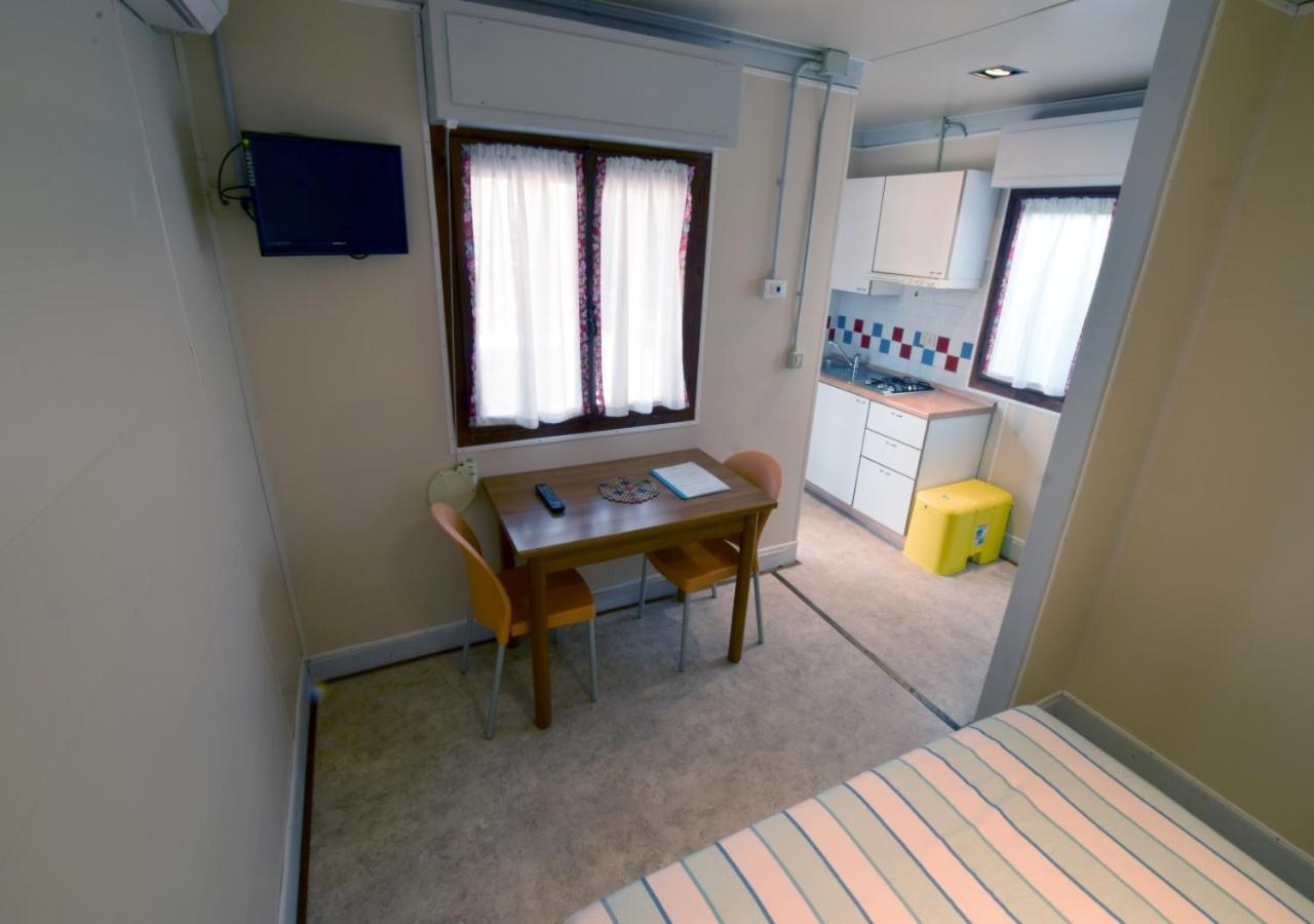 Villa Al Mare Camping - 4 Stelle Cavallino-Treporti Exteriör bild